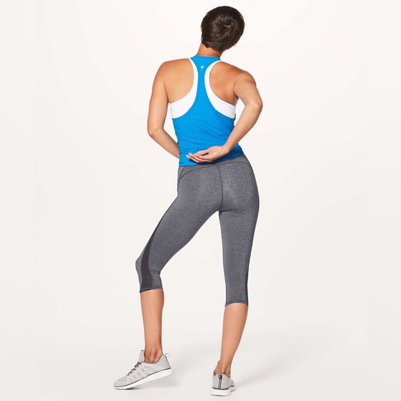 Lululemon | Train Times Crop (17") | size 10 - Picture 3 of 10